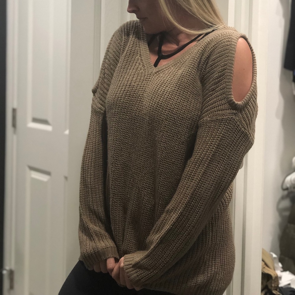 Ribbed sweater - Picture 2 of 5